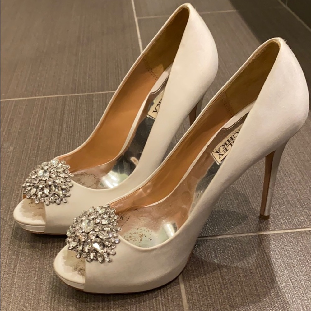 Badgley Mischka wedding shoes